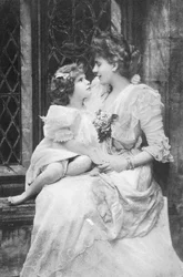 Alice Keppel mit ihrer Tochter Violet Trefusis, 1905